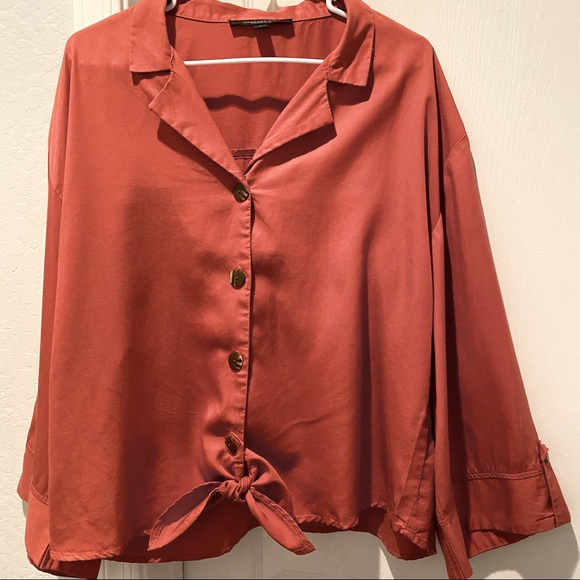 MNY Andrew Marc Top - Picture 2 of 7